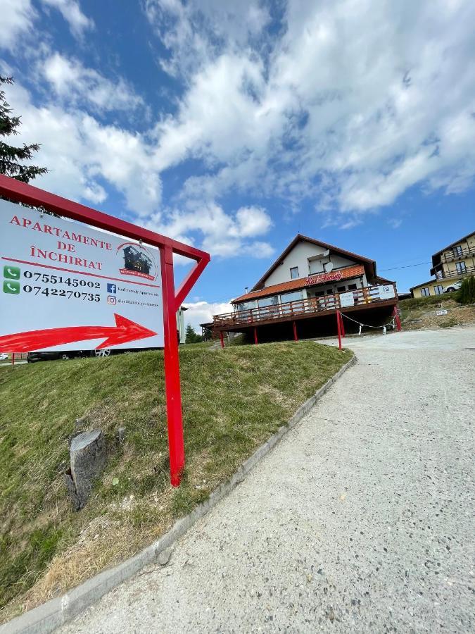 Red Family Apartments Păltiniş Esterno foto